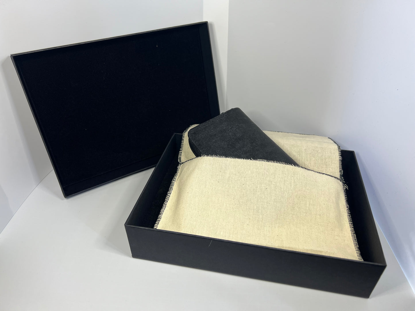 medium leather wallet