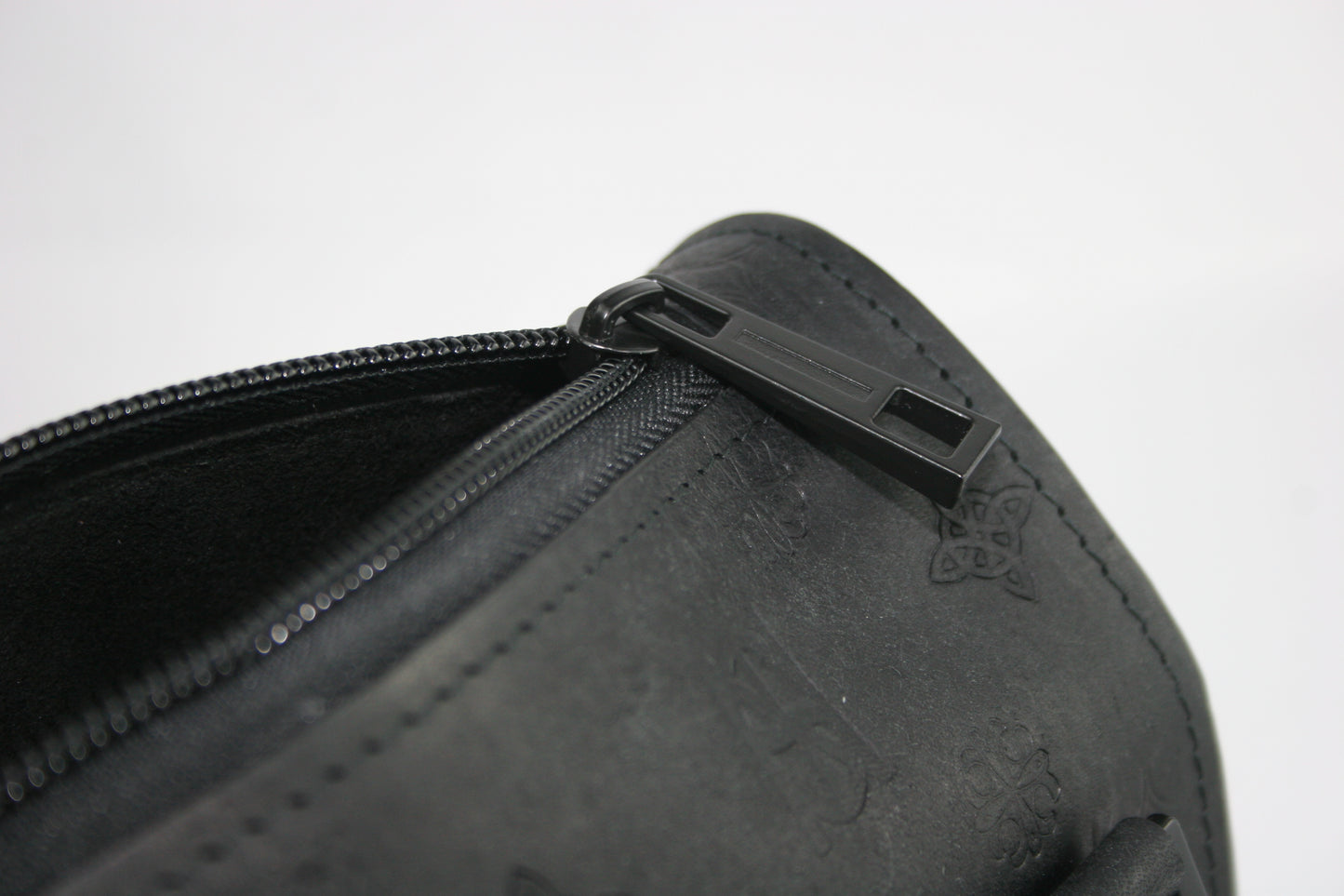 Micro Trunk Bag